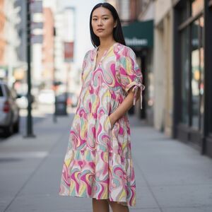 Avara Midi Dress Sz L Colorful Abstract Tiered Puff Sleeve